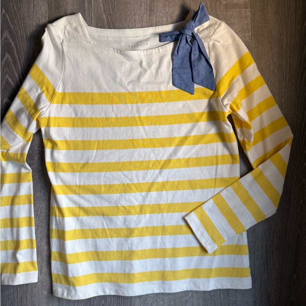 Talbots Cream Top with Blue Accent